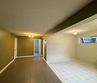 Spacious 2-Bedroom Suite in Citadel Heights - Photo 4