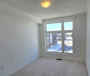 For Lease - 7 Bateson Street, Ajax, Ontario - Photo 4