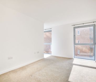 1 bedroom apartment to rent Elmira Way, Salford, Greater Manchester... - Photo 3