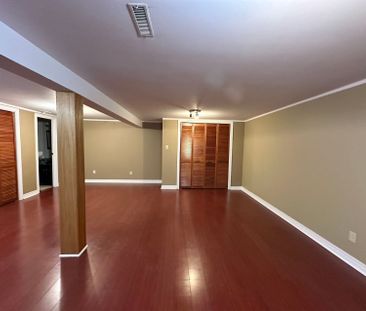 For Lease - 684 Cape Avenue, Burlington, Ontario - Photo 4