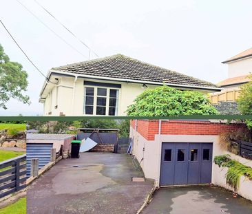 Spacious 3-Bedroom Family Home coming available - Photo 4