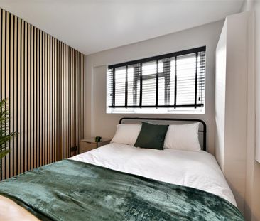 Victoria Close, Stevenage, SG1 - Photo 2