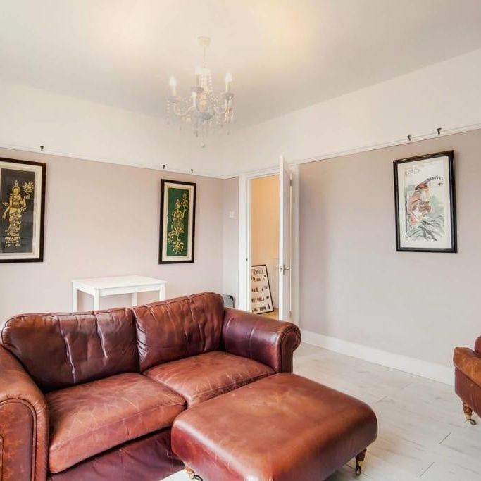 1 Bed Flat, Evesham Road, E15 - Photo 1