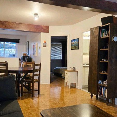 4 1/2 à un prix exceptionnel : 1124$/mois !!! En stand by - Photo 3