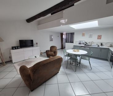 Location Appartement 1 pièce 55m² MONTAUBAN 82000 - Photo 2