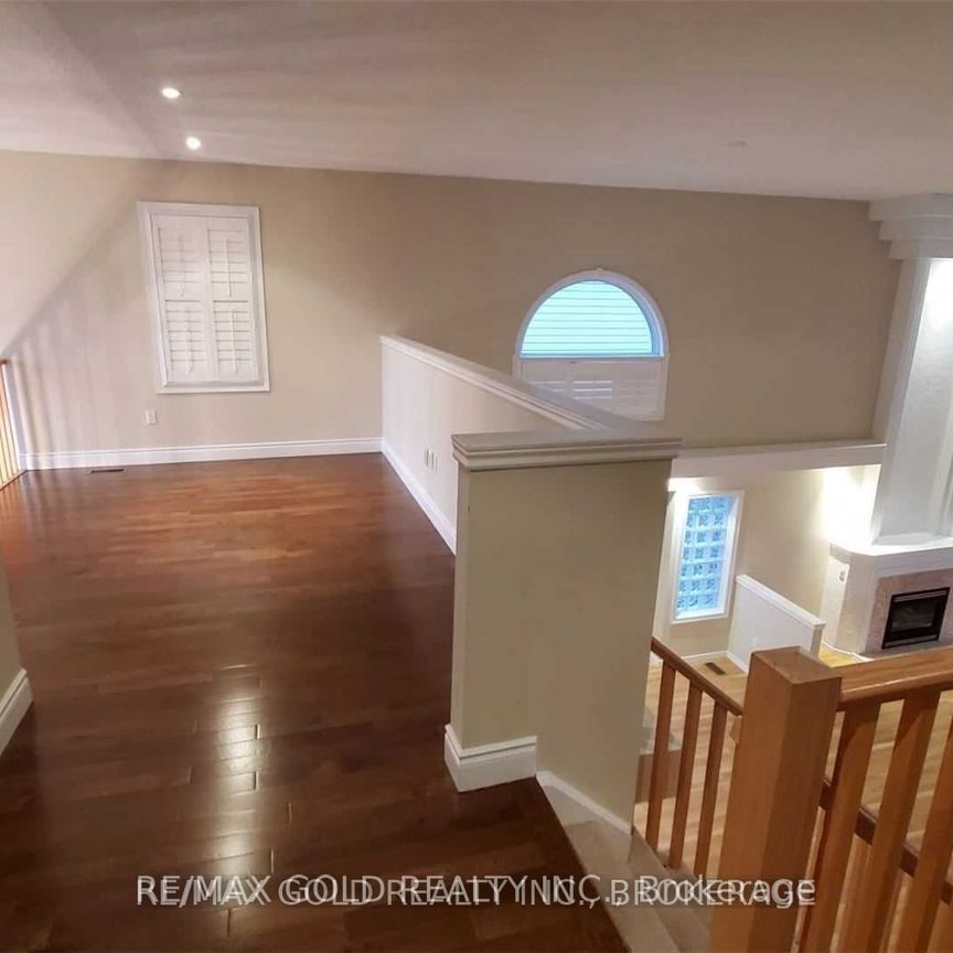 For Lease - 79 Surrey Drive, Hamilton, Ontario - Photo 1