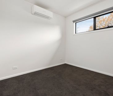 4/8 Bamfield Road, Heidelberg Heights - Photo 2