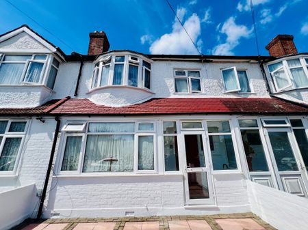 1 bedroom property to rent Rowan Crescent, SW16 - Photo 5