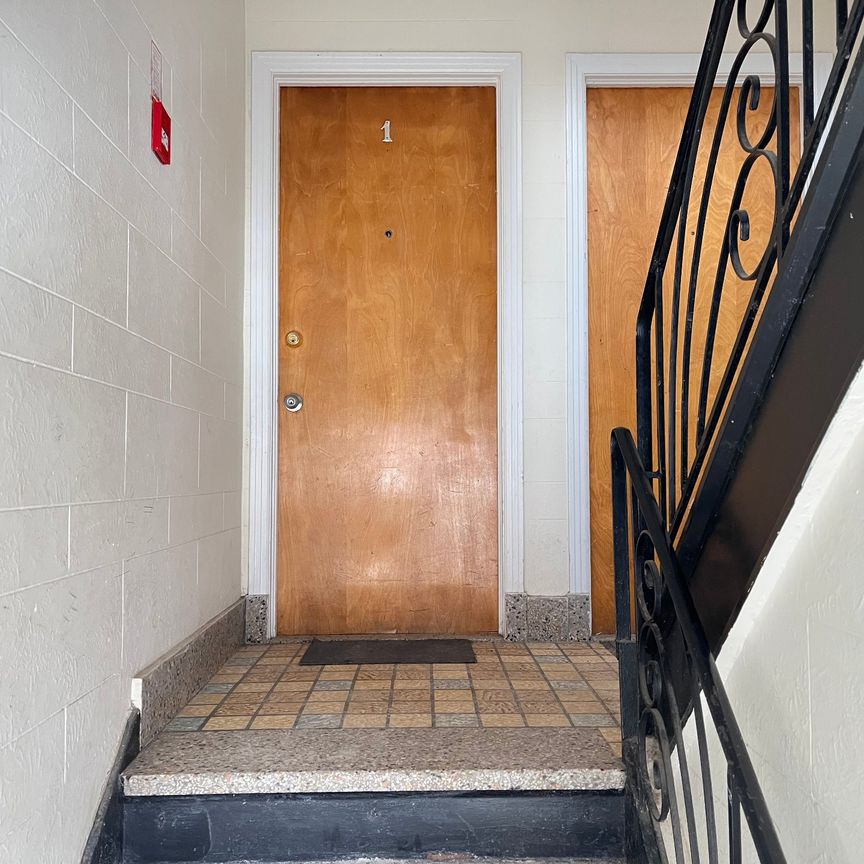 2310 Rue Raudot Montréal (Le Sud-Ouest), QC H4E - Photo 1