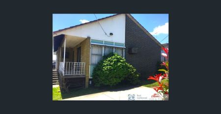 Great Location - Photo 3