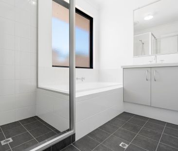 Modern 3 x 2 Bedroom Home - Photo 4