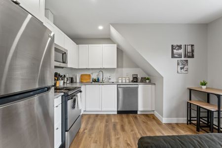 For Lease - 164-168 Picton Street Unit# 5, Hamilton, Ontario - Photo 3