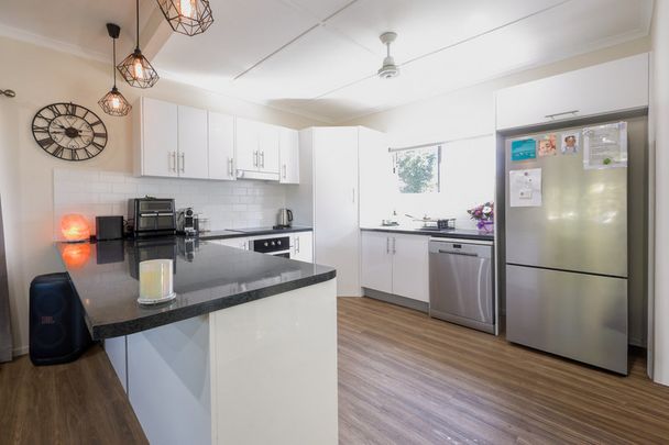 1 Crane Street, 4740, Slade Point - Photo 1