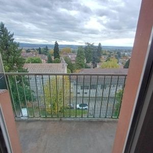 Location Appartement à ST SIMEON DE BRESSIEUX - Photo 5