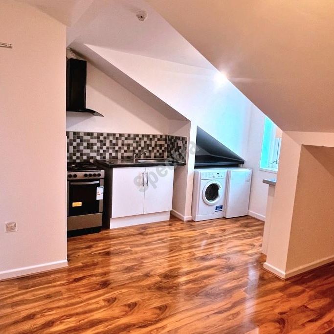 1 bedroom flat to rent - Photo 1