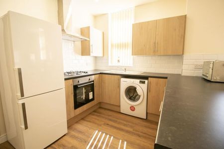 2 bedroom apartment to rent - Photo 5