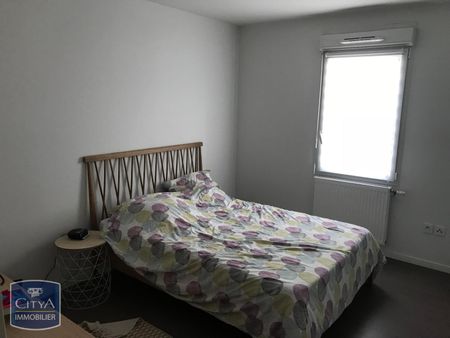 Location Appartement 2 pièces 50m² LOUVROIL 59720 - Photo 2