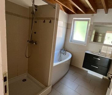 Location Maison 4 pièces 81m² - Photo 4