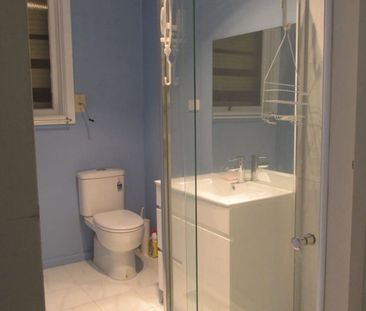 Centrally located! - Photo 4