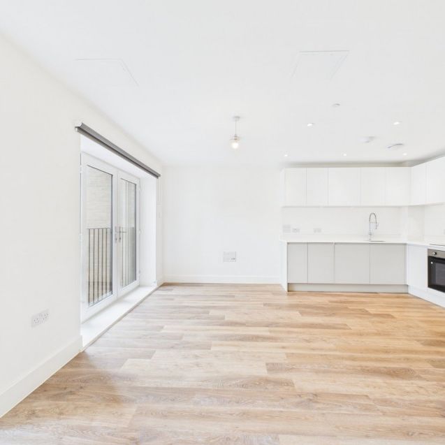 Bath Road, Slough, Berkshire,SL1 - Photo 1