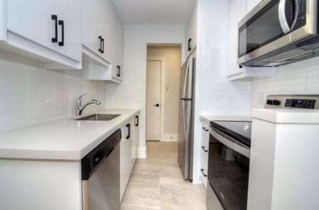For Lease - 839 Cosburn Avenue Unit# 202, Toronto, Ontario - Photo 4