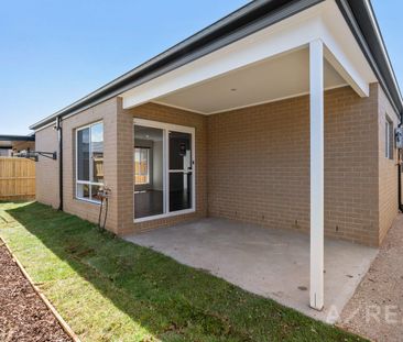 New 4-Bedroom Family Home in Emerald Park Estate – Prime Location &... - Photo 4