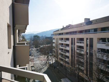 Location Appartement 2 pièces 43m² ANNECY 74000 - Photo 5