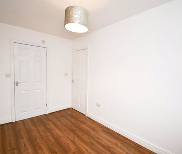 Oakwood Park, CH43 7RU, Prenton - Photo 5