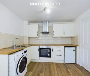 1 bedroom ground floor flat to rent - Photo 1