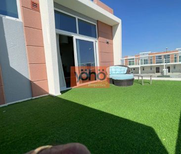 CORNER UNIT | R2-EE | VACANT SOON - Photo 2