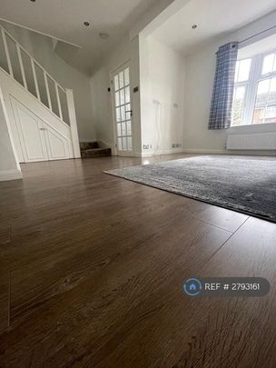 3 bedroom terraced house to rent - Photo 1