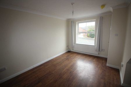 2 bed Semi-detached House - Photo 3