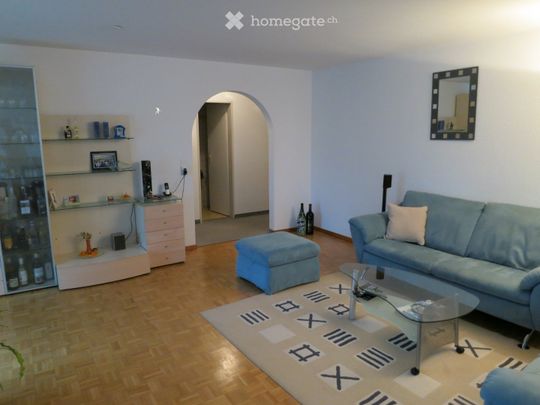 Wunderschöne Wohnung an der gemütlichen Rosenstrasse 22 in Degersheim. - Photo 1