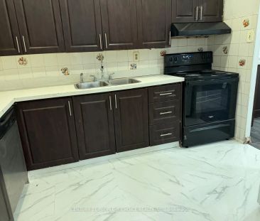 3533 Derry Road E #905 - Photo 2