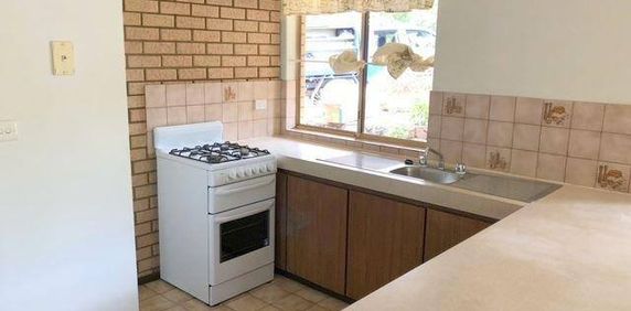 3 x 1 Bridgetown Duplex - Photo 2