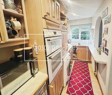 Tansy Close, Merrow Park - Photo 5