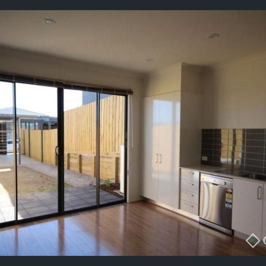 Overlooking Figtree Walk Reserve - Photo 1