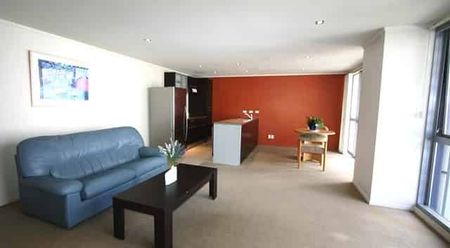 Huge Two bedroom for rent at H47 - Photo 2