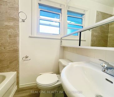 For Lease - 48 Lionel Heights Crescent, Toronto, Ontario - Photo 1