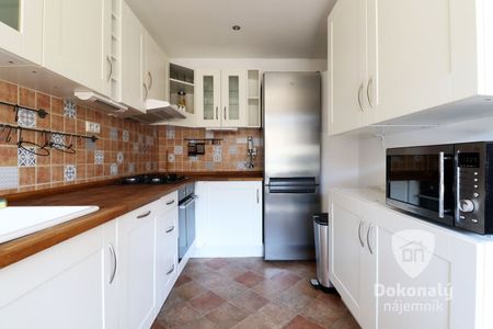 Pronájem bytu 3+kk 71 m² - Photo 2