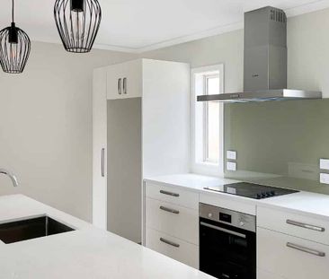 3 BEDROOMS WAIPUKURAU - Photo 1