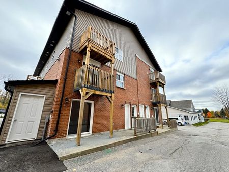 Penetanguishene: Newly Renovated 1 Bedroom + Den Units Available, Tessier Dr. - Photo 2