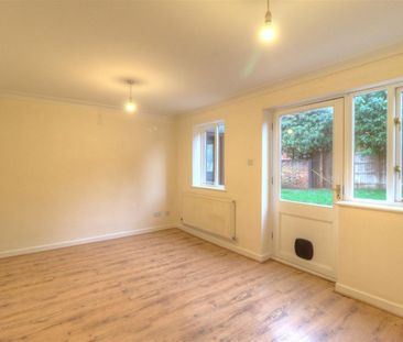 3 BED Semi-detached house To rent - Photo 2