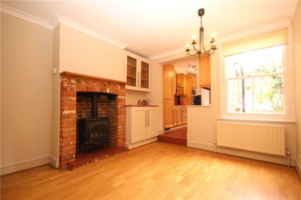 Oxford Terrace, Guildford, Surrey, GU1 3RJ - Photo 1