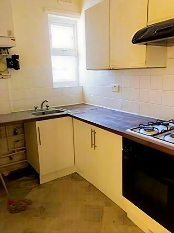 1 bedroom semi-detached house to rent - Photo 4