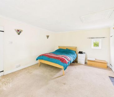 2 bedroom end of terrace house to rent - Photo 5