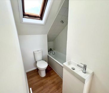2 bedroom maisonette to rent - Photo 3