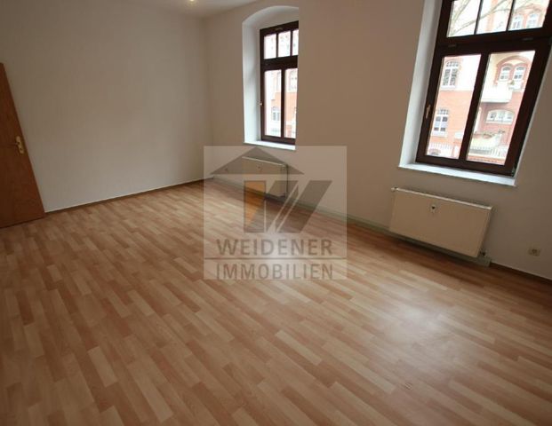 Wohnen am Reuß-Park mit Küchenzeile! Große 2 Zimmer Wohnung zu vermieten! - Foto 1