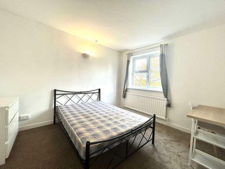 Malvern Court, Addington Road, Reading, Berkshire, RG1 - Photo 2