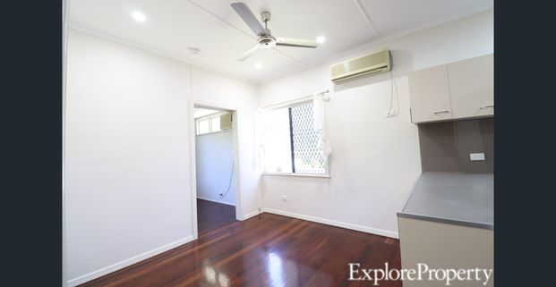 West Mackay Gem! - Photo 1